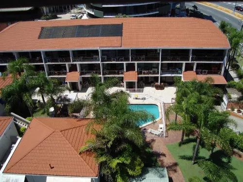 Burleigh Palms Holiday Apartments Hotel di Burleigh Heads