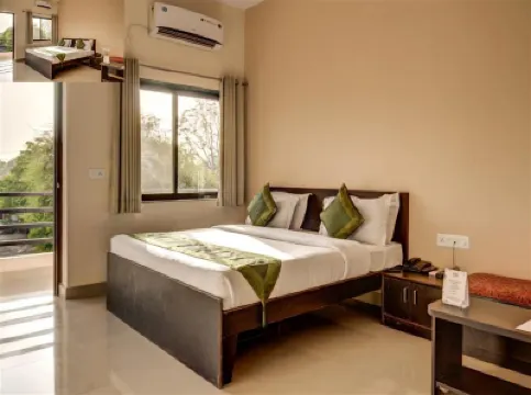 The Park Classic Udaipur Hotels near Amrakh Mahadev