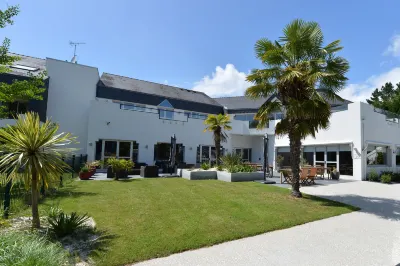 Hôtel du Golf Saint-Laurent Hotels in Erdeven
