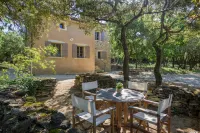Le Jas de Gordes Hotels in Gordes