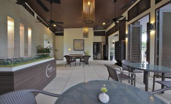 Palm Crescent Hua Hin