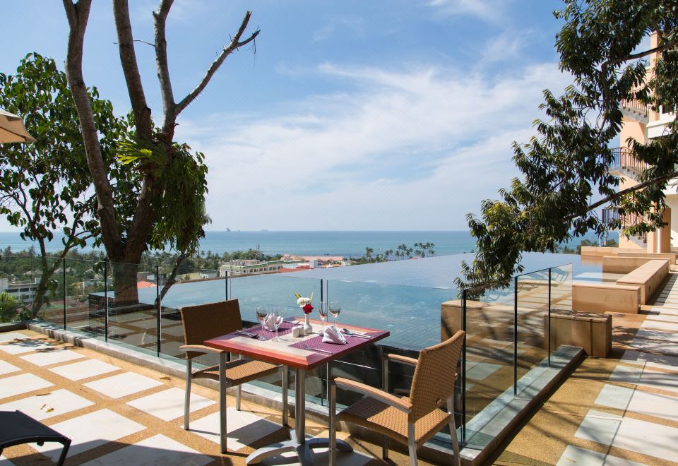 1. 아바니 아오낭 ..