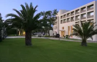 Plaza Resort