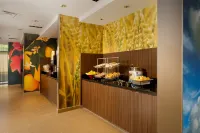 Fairfield Inn & Suites Knoxville Turkey Creek - breakfast