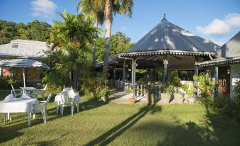 Auberge Chez Plume