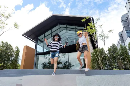 COSI Samui Chaweng Beach