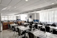 Peñiscola Plaza Suites Hotels in Baix Maestrat