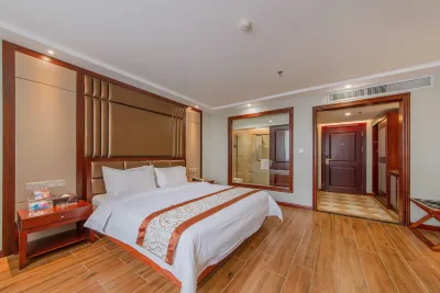 Yangchun Zhaofeng Business Hotel (No.4 Middle School Branch) Hotel di Chaoyang Road Pedestrian Street