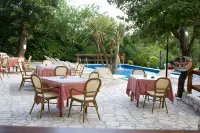 Albergo B&B Antica Trattoria Bacco Hotels in Castelvetere in Val Fortore