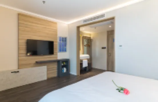 HanTing Premium Hotel (Pujiang)