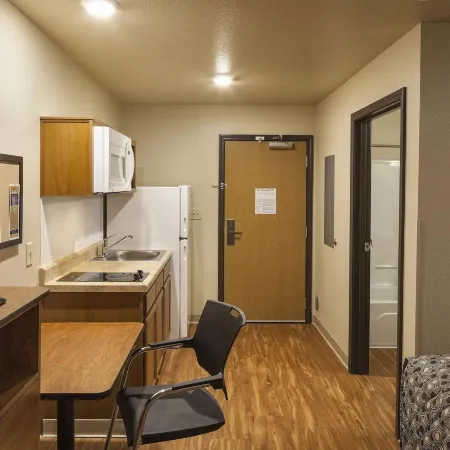 WoodSpring Suites Sioux Falls