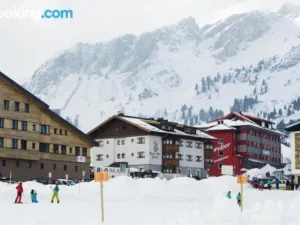 Aparthotel Bernhof