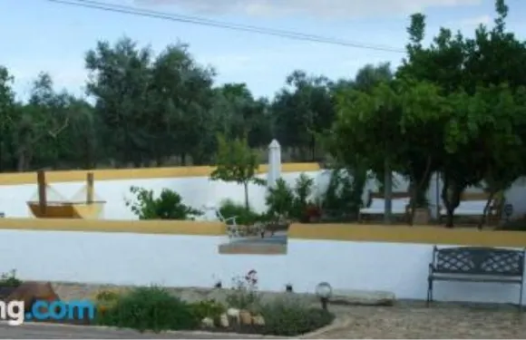 弗洛拉玫瑰酒店