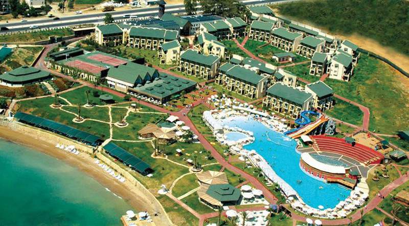 Oz Hotels İncekum Beach Resort