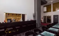 Hotel 99 - Bares