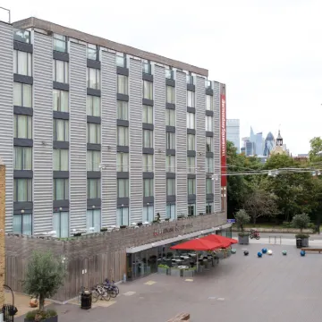 Bermondsey Square Hotel - A Bespoke Hotel Отели рядом с достопримечательностью «Саутворк»