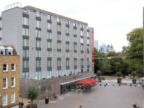 Bermondsey Square Hotel - A Bespoke Hotel