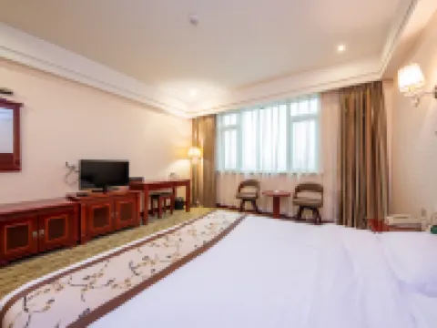 Huaining Hongbo All Seasons Hotel Hotels in Huaining