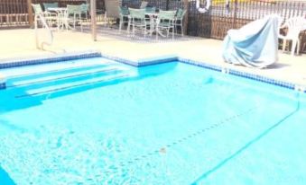 Economy Inn & Suites Joplin