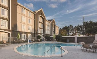 La Quinta Inn & Suites by Wyndham Shreveport Airport