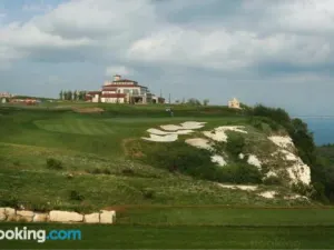 Club Residence at BlackSeaRama Golf