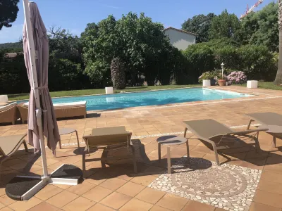 Guesthouse le Mas de la Dame Hotels in Saint-Tropez