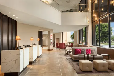 Crowne Plaza Dallas Market Ctr - Love Field