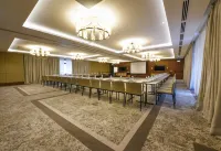 Crowne Plaza Borjomi Hotels in Боржомі