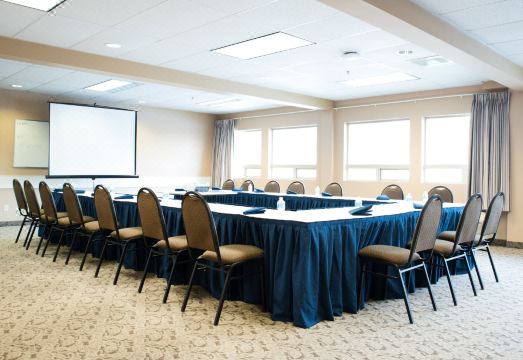 Comfort Inn & Suites 객실 이미지