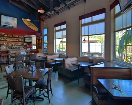 Best Western Plus Marina Gateway Hotel