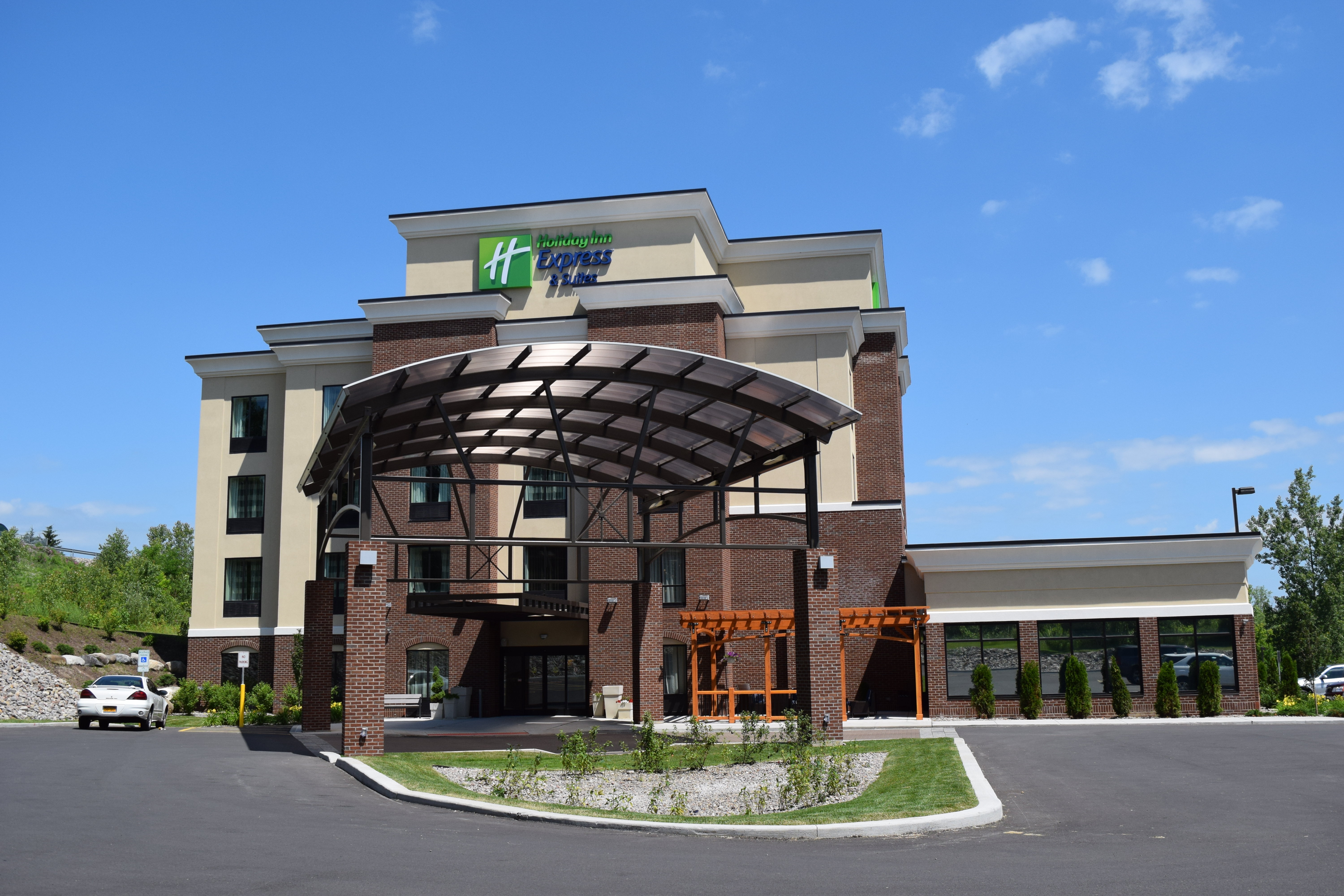 Holiday Inn Express & Suites Geneva Finger Lakes, an Ihg Hotel