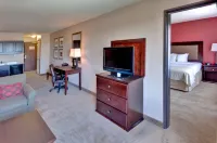 Holiday Inn & Suites Bakersfield Hotels in Bakersfield