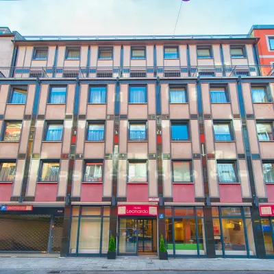 Leonardo Hotel München City Center Hotel berhampiran Stesen Kereta Api Pusat Munich