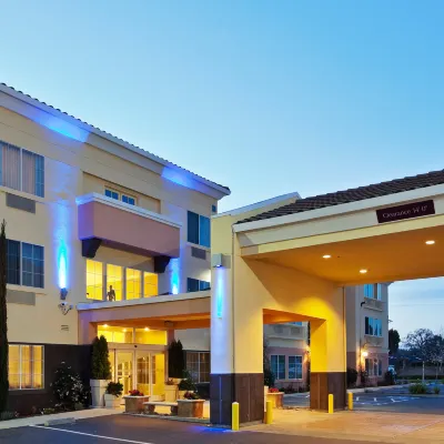 Holiday Inn Express & Suites BERKELEY by IHG Hotels near Sather Gate