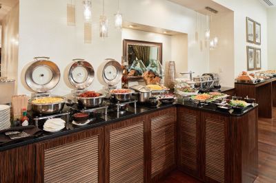 レストラン デュシット ビーチリゾート グアムの写真