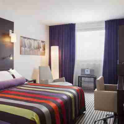 Holiday Inn Dijon Toison D'or, an IHG Hotel Rooms