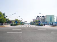 维也纳国际酒店(青岛黄岛开发区江山中路保税区西门店) - 酒店附近