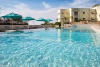 Beach View Hotel - Pools