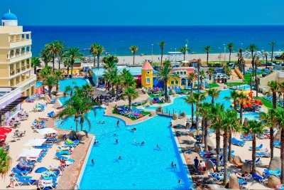 Mediterraneo Bay Hotel & Resort