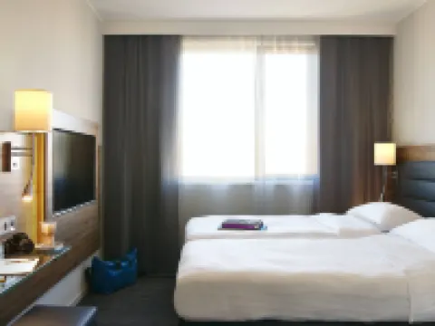 Moxy London Heathrow Airport Hotels in Hounslow