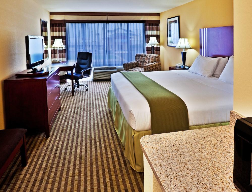 Holiday Inn Express Hotel & Suites Perry, an Ihg Hotel