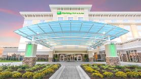 Holiday Inn & Suites East Peoria