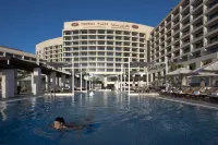 Crowne Plaza ABU DHABI - YAS ISLAND by IHG - Pools