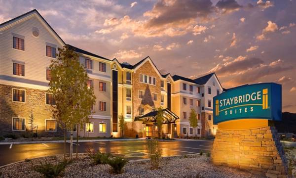Staybridge Suites Rochester - Commerce DR NW by IHG