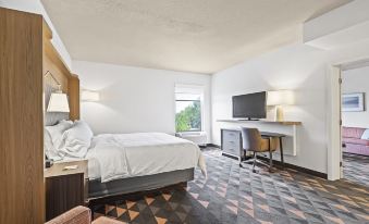 Holiday Inn ST. Petersburg West