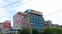 Yeste Hotel (Ningming Bus Terminal) Hotels in Ningming County