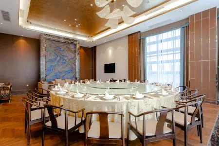 Tianquan Yundu Hotel Отели рядом с достопримечательностью «Yongshou Sita»