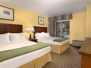 Holiday Inn Express & Suites Scottsdale - Old Town