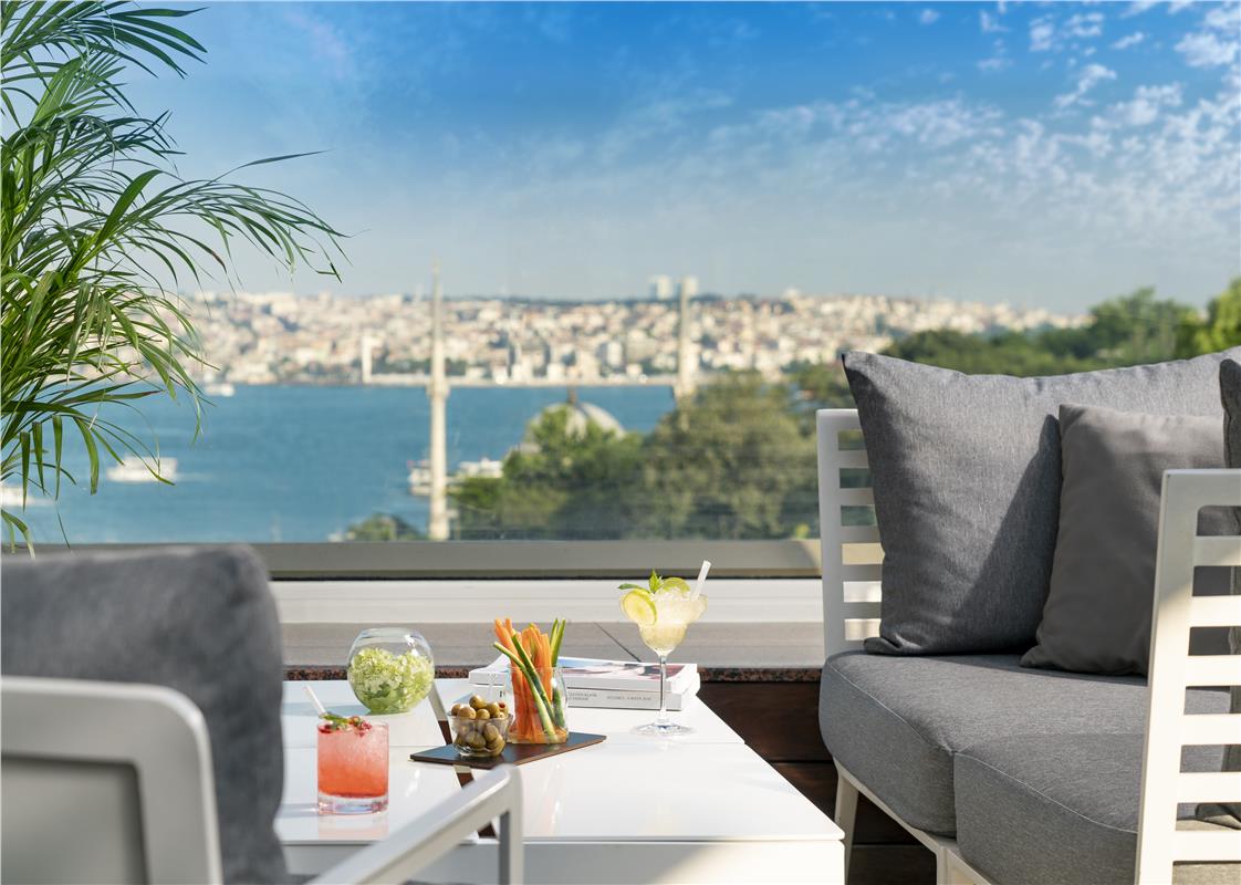 The Ritz-Carlton, Istanbul (The Ritz-Carlton, Istanbul at The Bosphorus)