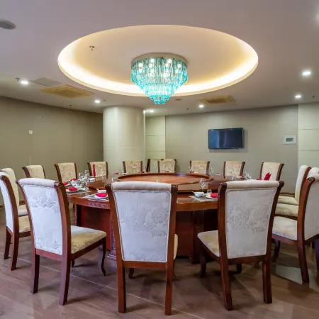 Yuanquan Hotel